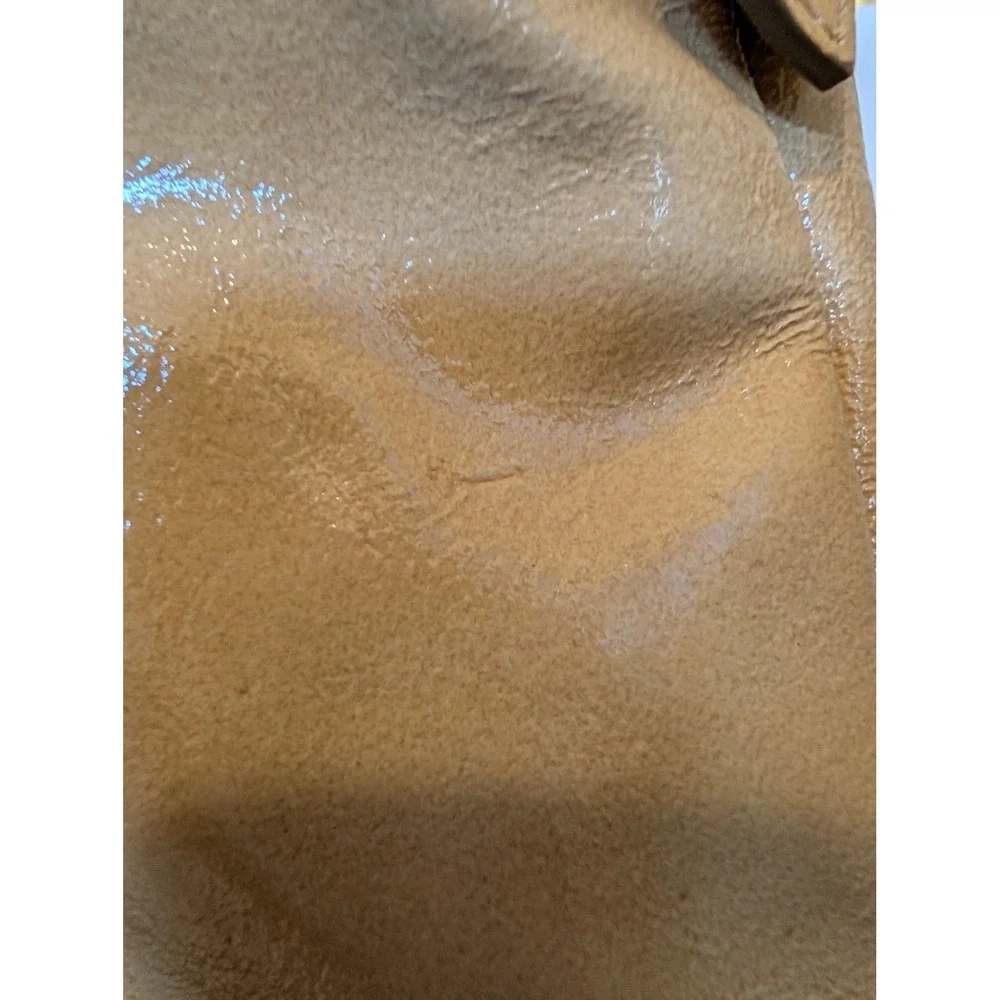 Dooney & Bourke Satchel Women Small Tan Good Patent Leather Duck Logo Crossbody
